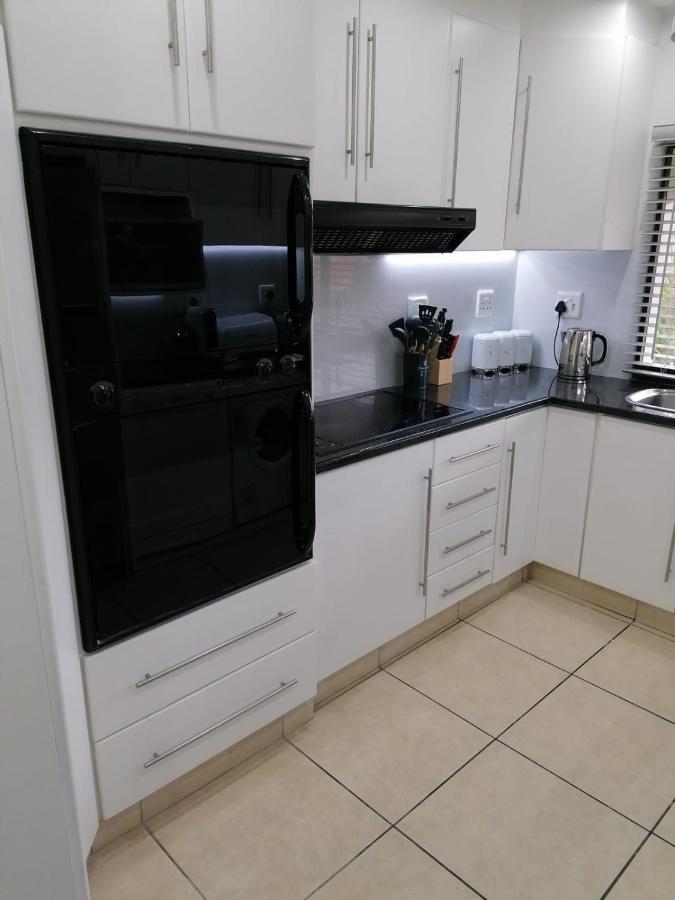 307 Bermudas - By Stay In Umhlanga Rocks מראה חיצוני תמונה